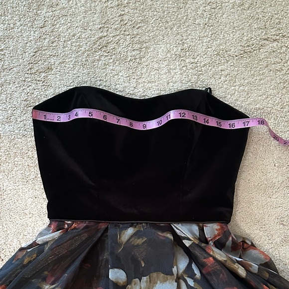 Betsy & Adam Black Velvet and Floral High-Low Gown, Size 4. - Picture 11 of 15